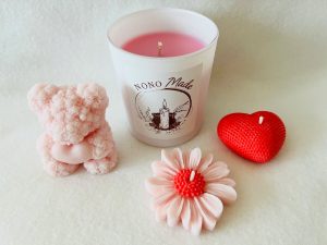 Niby pastelowy spokój, a jednak coś tu iskrzy ✨